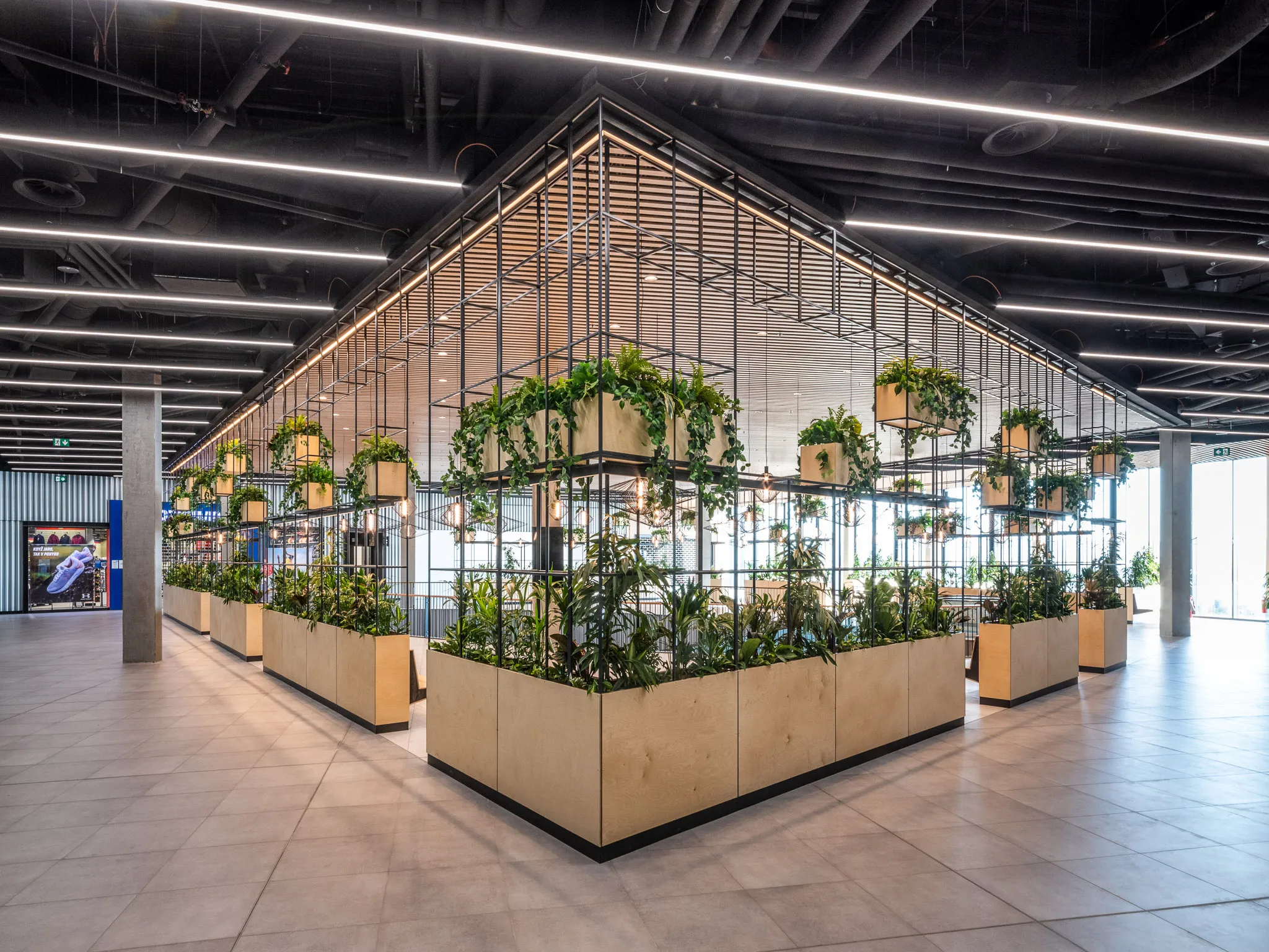 Interiér OC Futurum Brno